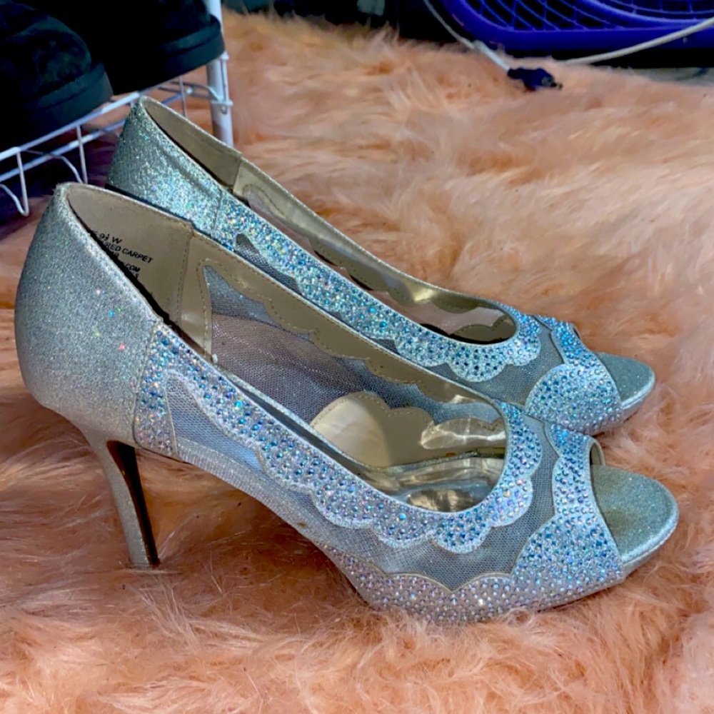 Hot tomato heels